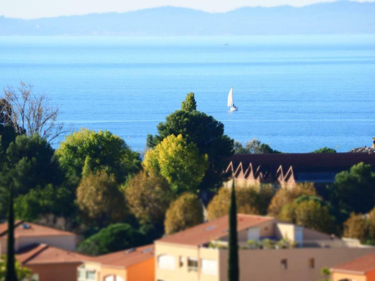 La Londe La Mer : Appartement Proche Plages & Vue Superbe Sur Les Iles D'Or Εξωτερικό φωτογραφία